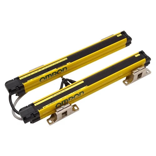 Omron F3SG-4RA0350-30 Safety Light Curtain, ?30 x 350mm Protection 0.3-20m 24VDC