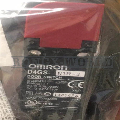 ONE Omron Safety door switch D4GS-N1R-3 3M NEW