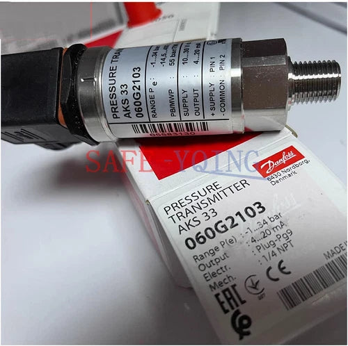 New 1PCS Danfoss AKS33 060G2103 pressure transmitter