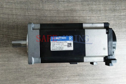 1PCS USED SANYO Servo Motor R2AD06040FCP6H