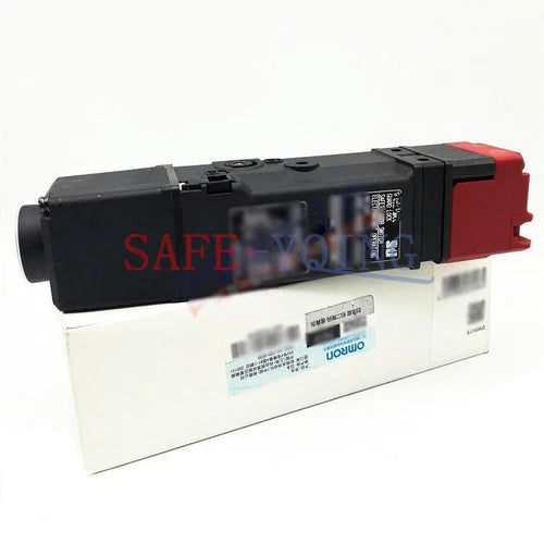 1PCS New Omron D4SL-N2QDA-DN Guard Lock Safety Door Switch