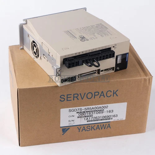 1PCS Yaskawa SGD7S5R5A00A002 Servo Driver SGD7S-5R5A00A002 NEW