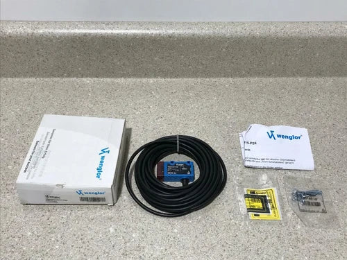 Sensor Reflex Wenglor YM22PCTS777-P24 Novo