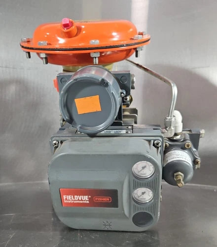 Fisher FIELDVUE DVC6010 Valve Positioner with 32-24588C.                  Loc 6E