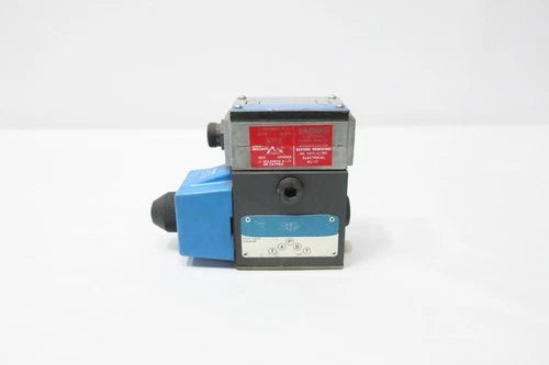 Eaton Vickers 880027 PA5DG4S4LW-012A-B-60 Directional Control Valve 120v-ac