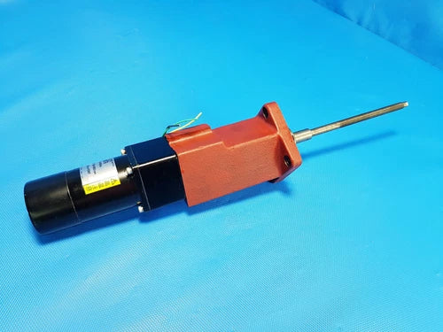 Yokogawa Getriebe Motor TM-H6A3PB1NR076 98E127 3W  6RH-D9 98F103 mit Gewinde