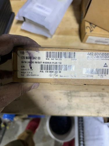 Schneider Automation Modicon, 170 BDM 342 00, 16/16 24VDC I/O Modbus Plus TIO NE