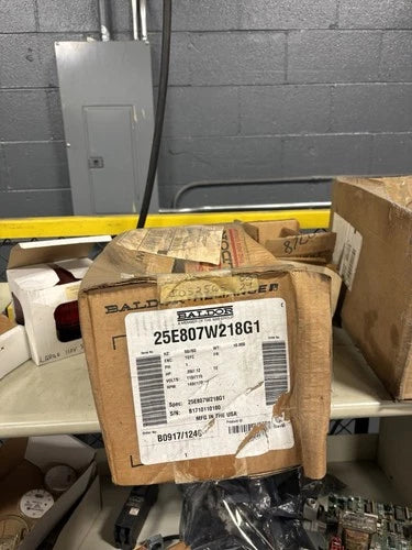 NEW BALDOR INDUSTRIAL MOTOR 25E807W218G1 115 VOLTS 40?C 20:1 RATIO 71 85 OUT