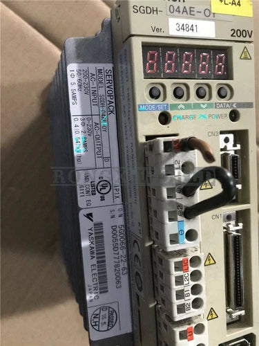 1PCS USED Yaskawa SGDH-04AE-OY Servo Drive