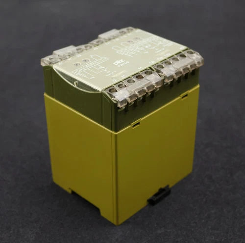 PILZ safety relay P2HZ 6 2S/1? ID. No. 474403 24VDC 4W Used