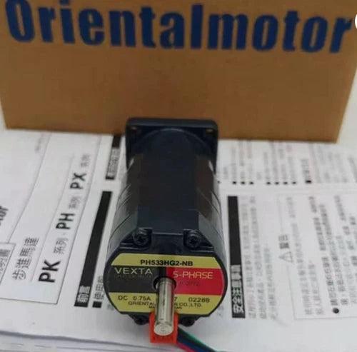 New In Box Vexta Orientalmotor PH533HG2-NB motor