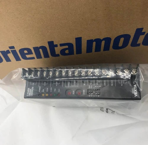 1PC New VEXTA Orientalmotor UDX5105 Stepper Motor