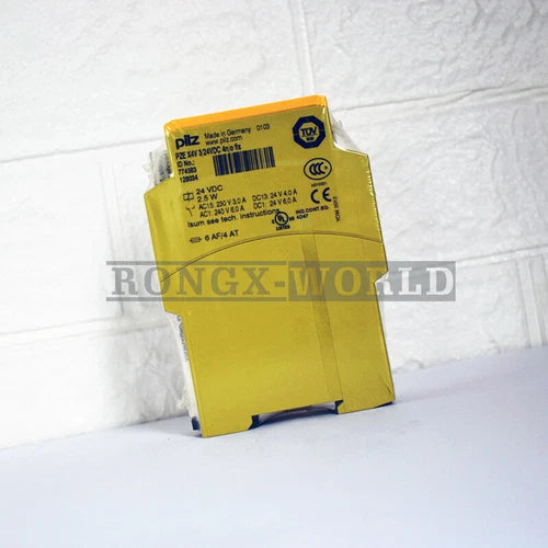 ONE PILZ 774583 PZE X4V 3s Safety Relay New