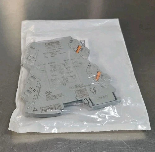 Phoenix Contact MINI MCR-2-I-I-PT Isolator Module                        Loc3C27