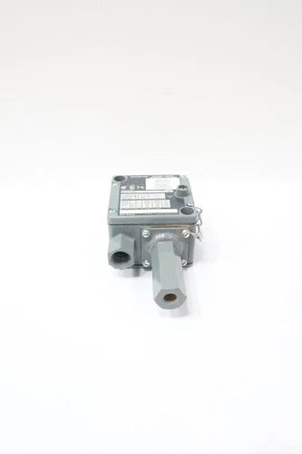 Allen Bradley 836T-T254J Pressure Switch 1/4in 1.4-21bar 600v-ac 115-600v-dc