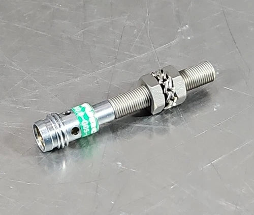 Turck BI0.8-G05-AN6X-V1331 Proximity Sensor.                           Loc5D-15