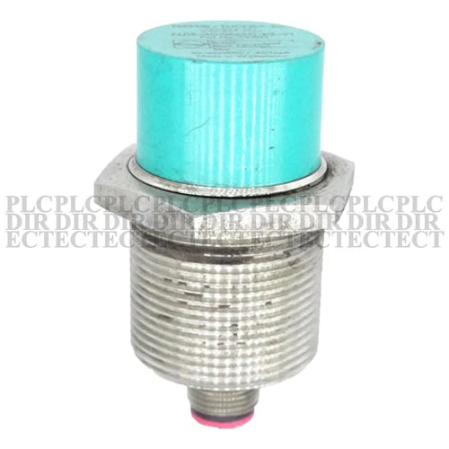 New PEPPERL+FUCHS NJ15-30GM50-E2-V1 Proximity Sensor