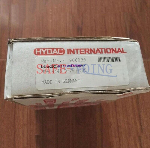 One HYDAC pressure switch HDA 4445-B-250-000 New