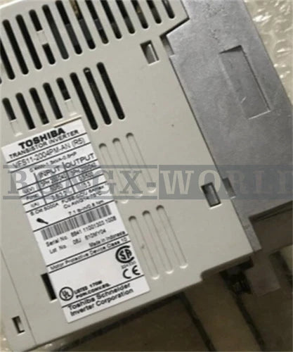 ONE Toshiba VF-S11 inverter VFS11-2004PM-AN(R5) 0.4KW Used