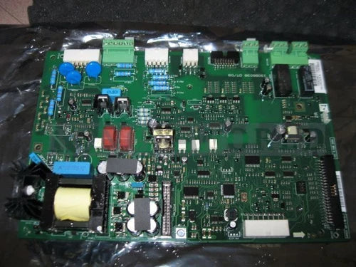 1pcs Danfoss 130B6038 DT/09 102 202 301 302 311 312 Used TESTED