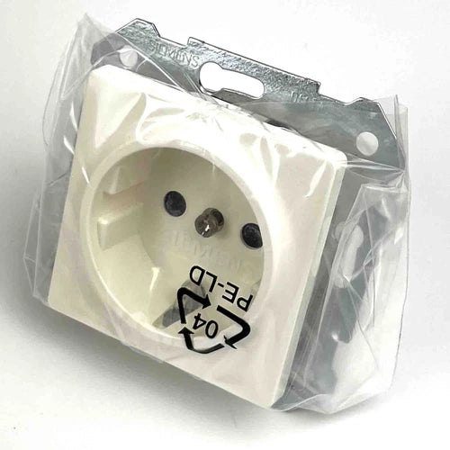 Siemens 5UB1518-0KK Schuko Steckdose mit Shutter titanwei? (3Stk.) i-system, OVP