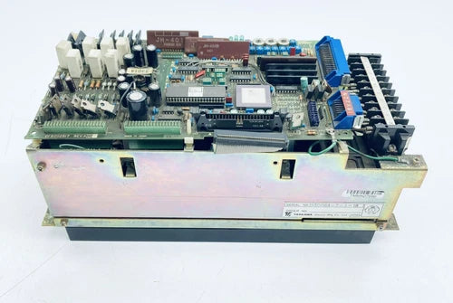 YASKAWA CACR-SR05SZ1SF SERVOPACK AC SERVO CONTROLLER SERVO DRIVE *FOR PARTS*