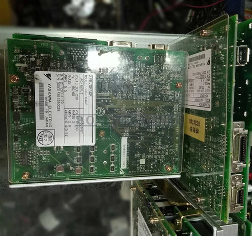 ONE Yaskawa SGDJ-04AP Servo Drive Used