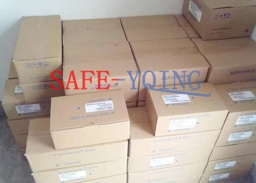 1PCS YASKAWA SERVO MOTOR SGMAJ-03EAA4CH NEW