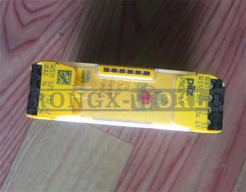ONE Pilz Safety Relay PNOZ s4 750104 Tested USED