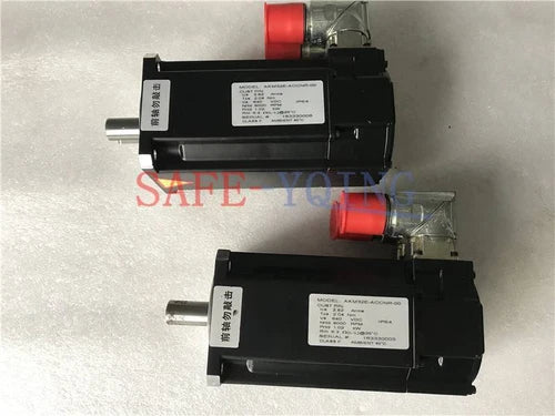 1PCS Kollmorgen AKM32E-ACCNR-00