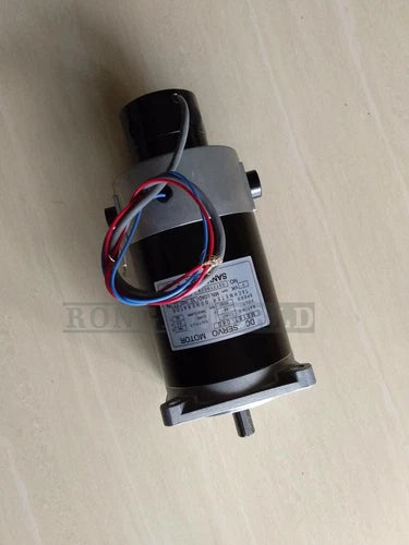 1PC SANYO DENKI SERVO MOTOR M818T-040  M818T040 NEW