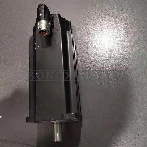 1pc USED KOLLMORGEN AKM42E-ANC2R-00