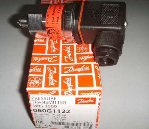 1PC New DANFOSS 060G1122 Pressure Transmitter