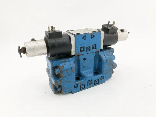 Nachi ESD-G03-C540-A-E10 Directional Proportional Valve 24VDC 2Y05239