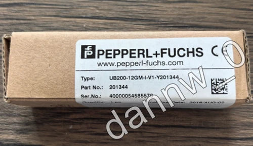 1PC New in box PEPPERL+FUCHS UB200-12GM-I-V1-Y201344 201344 sensor