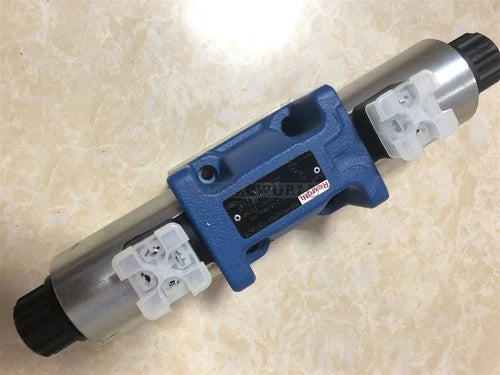 NEW 1PCS Rexroth 4WE10M50/HG24N9K4/M R901401553