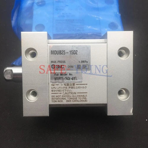 New 1PCS SMC MDUB25-15DZ cylinder