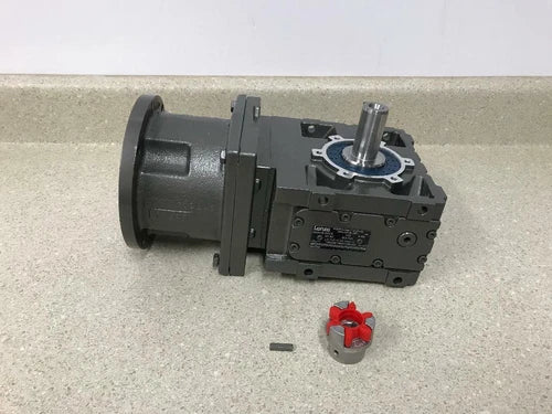 Lenze GSS04-2N VAR 5C Novo