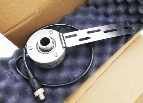 Baumer ITD 27 A 4Y11 4H BX K10SK4S14 4ppr 8-26VDC Encoder -unused/OVP-