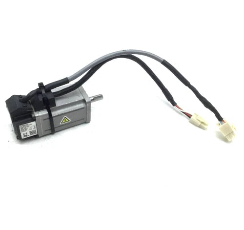 Omron R88M-G10030S-S2 AC Servo Motor, 3000RPM 0.32 Nm 3-P 43V for R7D-B Drive