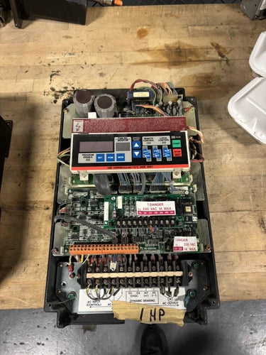 Reliance Electric 2GU41001 AC VS Drive GP-2000 460V 2.5A 50/60HZ 3PH USED