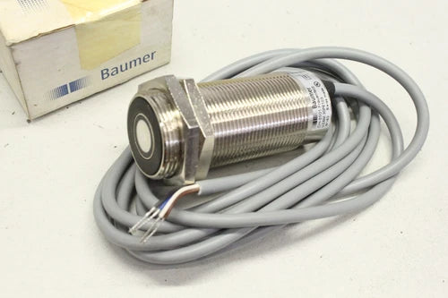 BAUMER CH8501 N?herungsschalter Ultraschall UZAM 30P6103 CH-8501