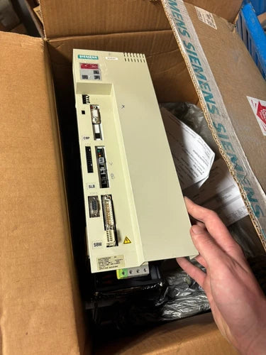 NEW SIEMENS 6SE7021-3TP50-Z MASTERDRIVES MC