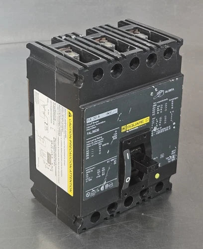 Square D FAL36030 3 Pole 30 Amp 600 Circuit Breaker                      Loc4E45