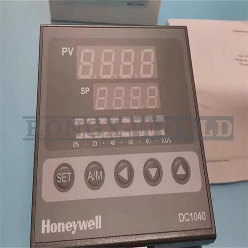 ONE Honeywell DC1040CR-702000-E Temperature Controller NEW