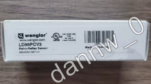 1PC New in box WENGLOR LD86PCV3  photoelectric sensor