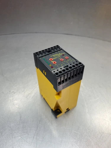 TURCK MS96-12-R multisafe Control Circuit Module.                          3D-21