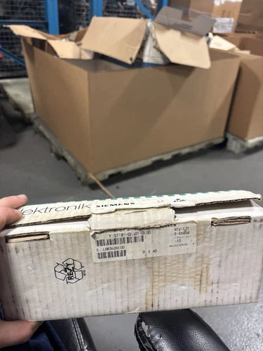 NEW OPEN BOX Siemens 6ES7181-0AA01-0AA0  SIMATIC DP BT200 BUS