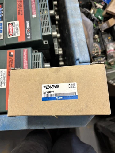 NEW SMC ITV3050-31F4N3-Q Air Pressure Regulator 24VDC