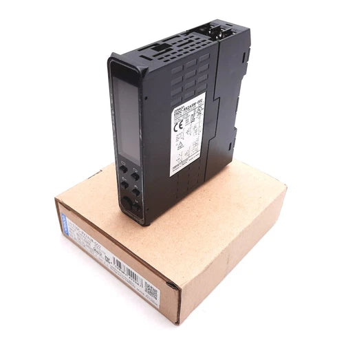 Omron E5DC-RX2ASM-002 Digital Temperature Controller, 100-240VAC, Relay Output